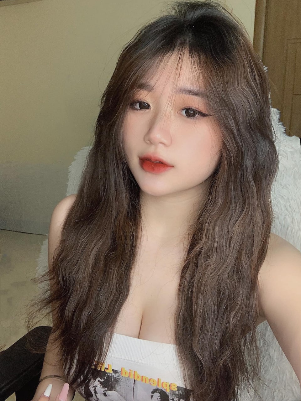 Cô nàng xăm mình ChichSexy bigo live địt bồ bạn