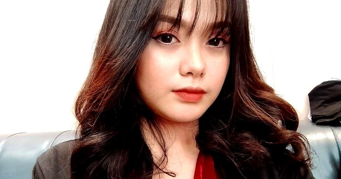 Của quý cậu bạn thân to đụ muốn hỏng lồn